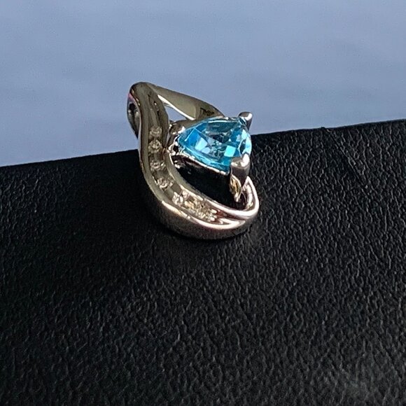 Natural Blue Topaz w/ Diamond Halo Womens Necklace Pendant 925 Sterling Silver - Picture 5 of 12